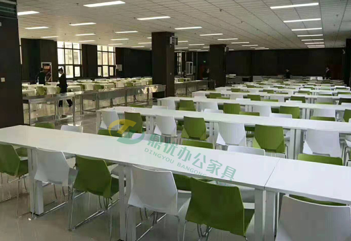 學(xué)校飯堂桌椅